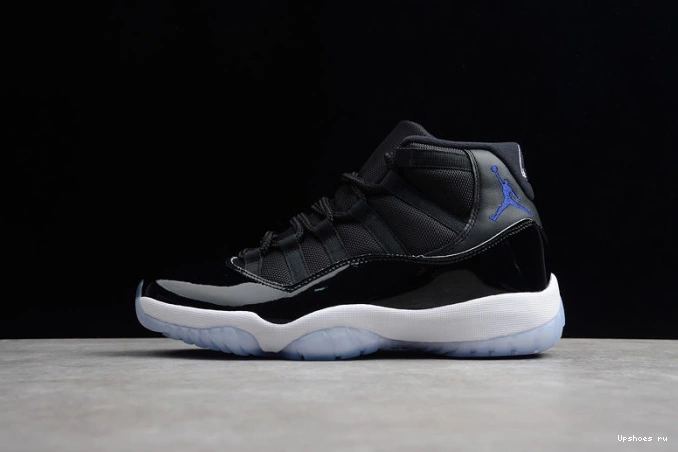 Jordan Retro (2016) Space 11 378037-003  Jam 0824